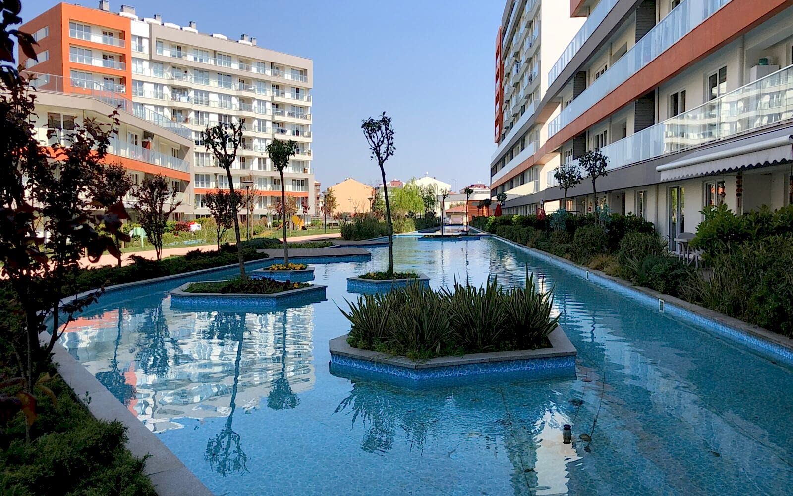 Suryapı idilia Süs Havuzu